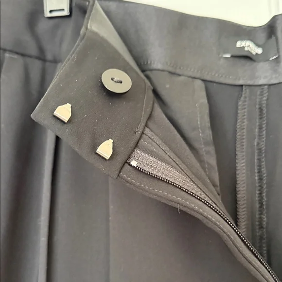 Express High-Rise Wide Leg Crepe Pants Black Pleated Workwear 14R 31” Inseam - Picture 3 of 5